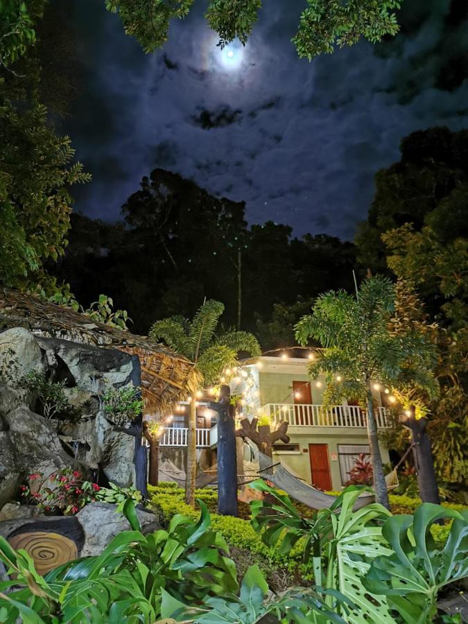 Hotel Quetzal Inn Monteverde Esterno foto