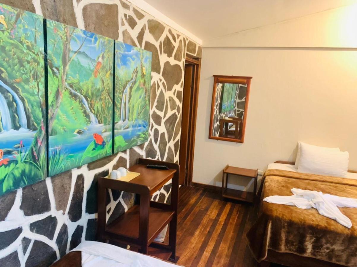 Hotel Quetzal Inn Monteverde Esterno foto
