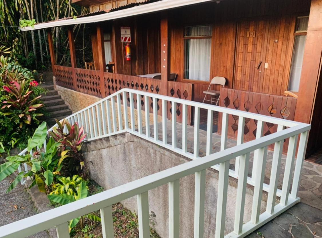 Hotel Quetzal Inn Monteverde Esterno foto